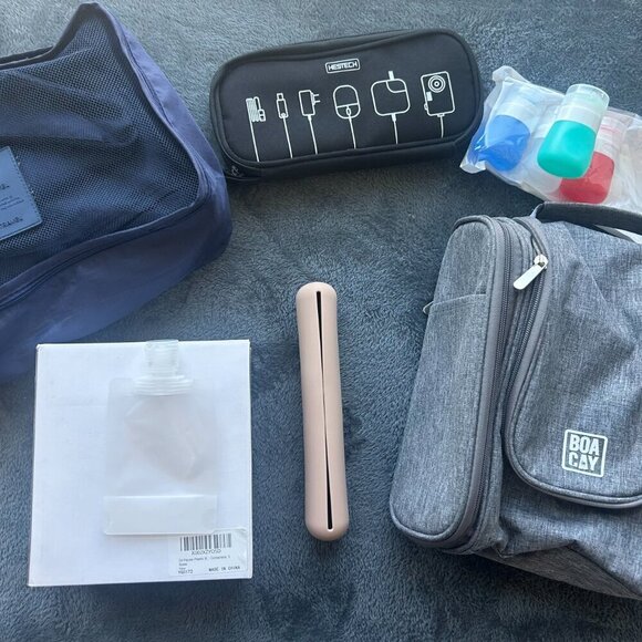 Travel Bundle-32 Total PCs Travel Cubes Hanging Toiletry Bag Packing Bags, Etc - Picture 1 of 12